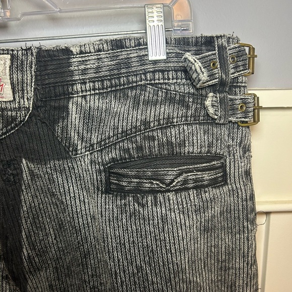 1980's Magnum Ballon faded Jeans - Picture 8 of 16